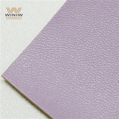 Прості способи чищення та догляду за шкіряними диванами з мікрофібри